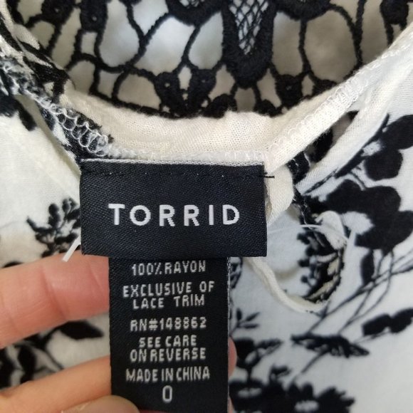 Torrid Womens 0X White Floral Print Long Sleeve Cr - Picture 7 of 8